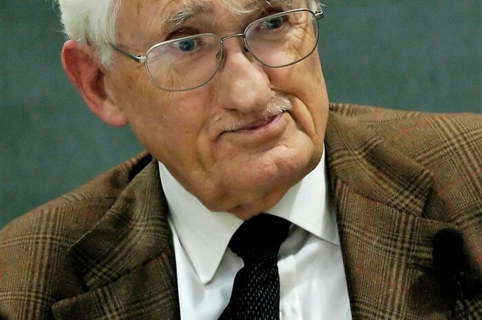 El laicismo en Habermas y su origen griego