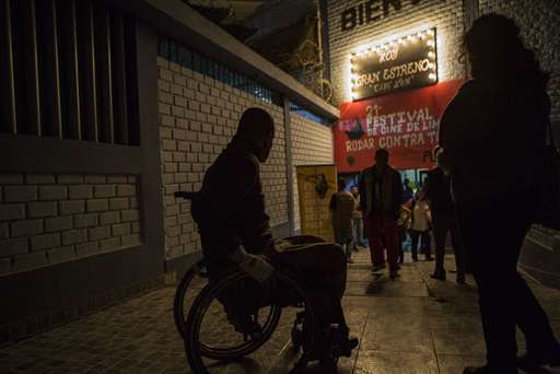 Noche de cine en el Penal de Lurigancho