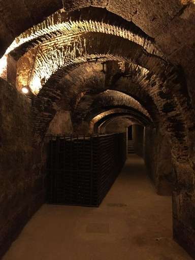 Calados o bodegas subterráneas en Rioja: una mirada retrospectiva al pasado