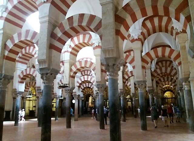 La Mezquita-Catedral de Córdoba: razón y religión