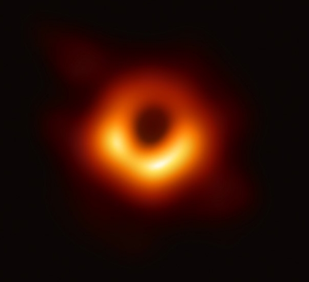 La primera imagen de un agujero negro
