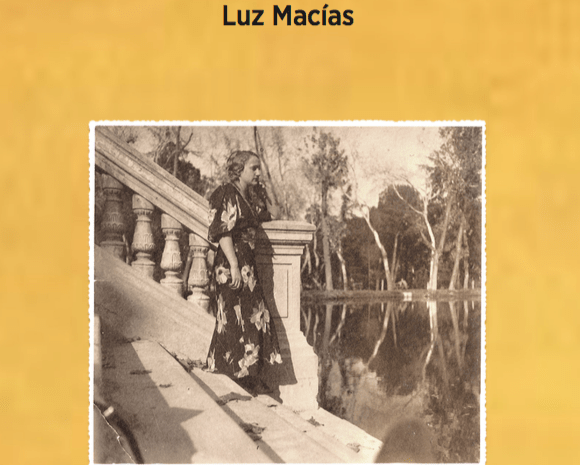 ‘Madrina de guerra’ de Luz Macias