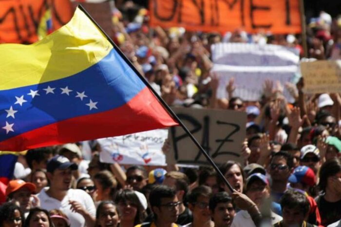 ¿Qué vías de salida tiene Venezuela?