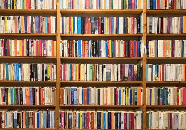 Lectores podrán apoyar a librerías con cheques regalo para canjear por libros