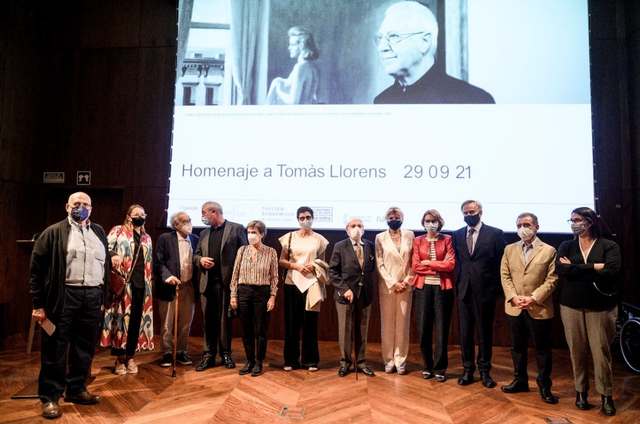 Homenaje a Tomàs Llorens