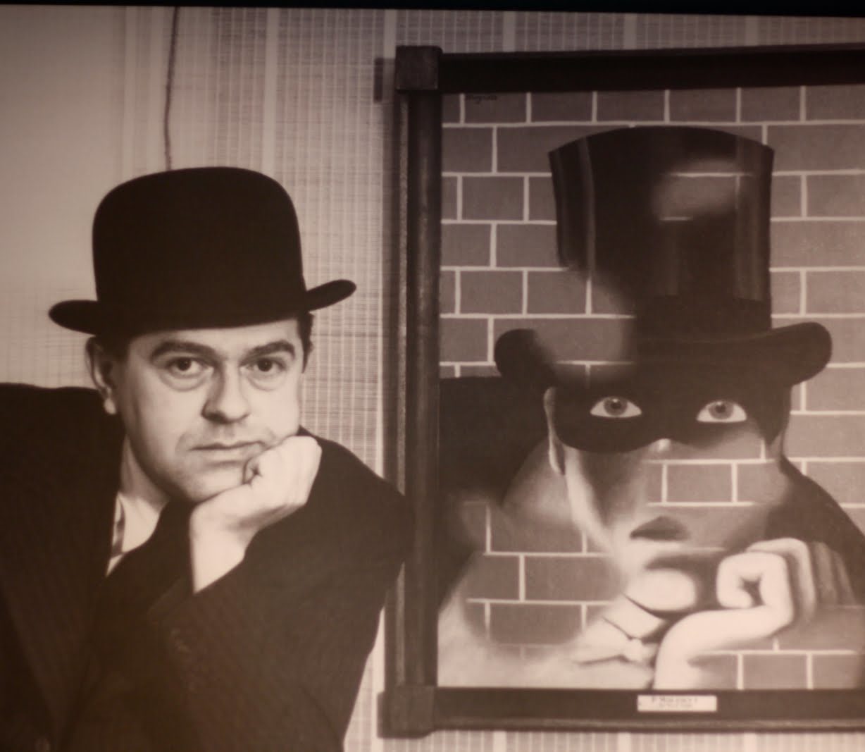 ‘La máquina Magritte’…o la desaparición de Fantômas