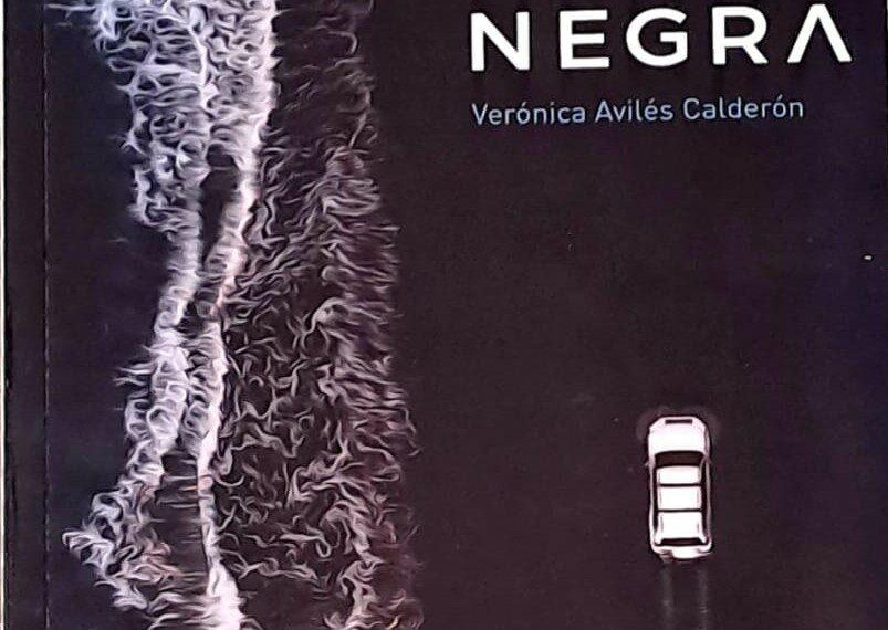 Arena negra de Verónica Avilés Calderón