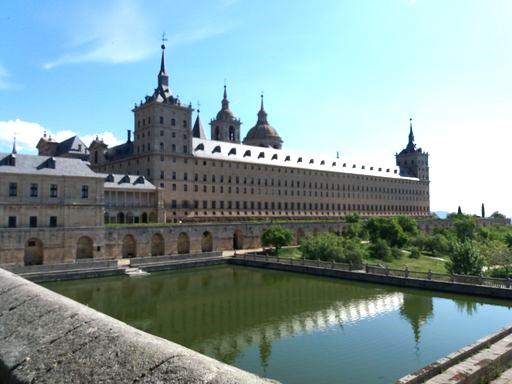 Abanto-Abantos, Gurriatos, Caciques, Serranos y algunos gentilicios del alfoz escurialense