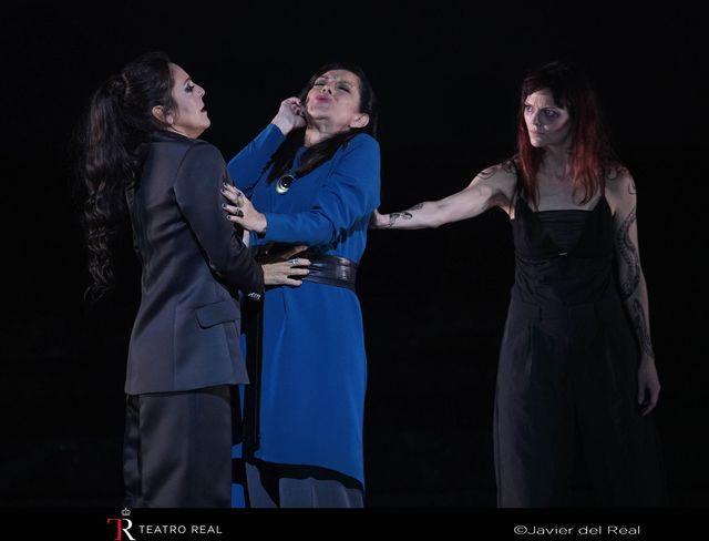 Teatro Real: ‘Medea’: mitos de tragedia en clave de presente.