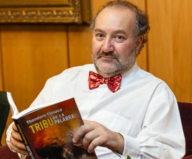 El poeta chileno Theodoro Elssaca presentará su libro ‘Tribu de la palabra’ en Madrid. Próximo 10 de abril en Casa de América.