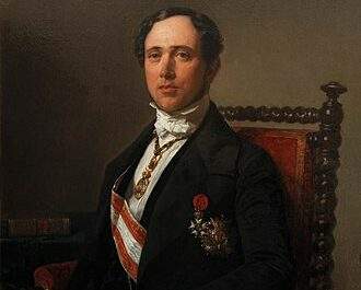 Juan Donoso Cortés entre el liberalismo moderado y el autoritarismo
