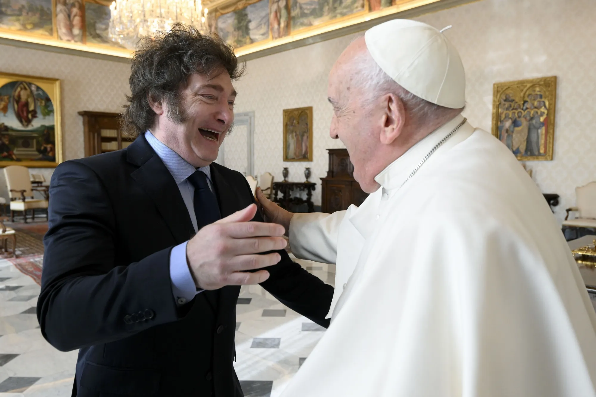 Homenajes a Bergoglio: más ejemplo y menos postureo