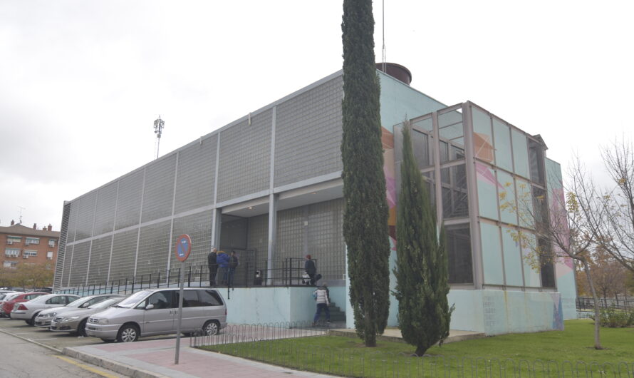 Mesa redonda “Prensa digital cultural” en España, a cargo de la revista Entreletras. Torrejón de Ardoz, 25 de octubre