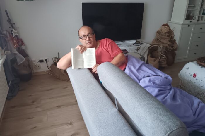 La recopilación de historias de resiliencia contra la xenofobia en el país Germano