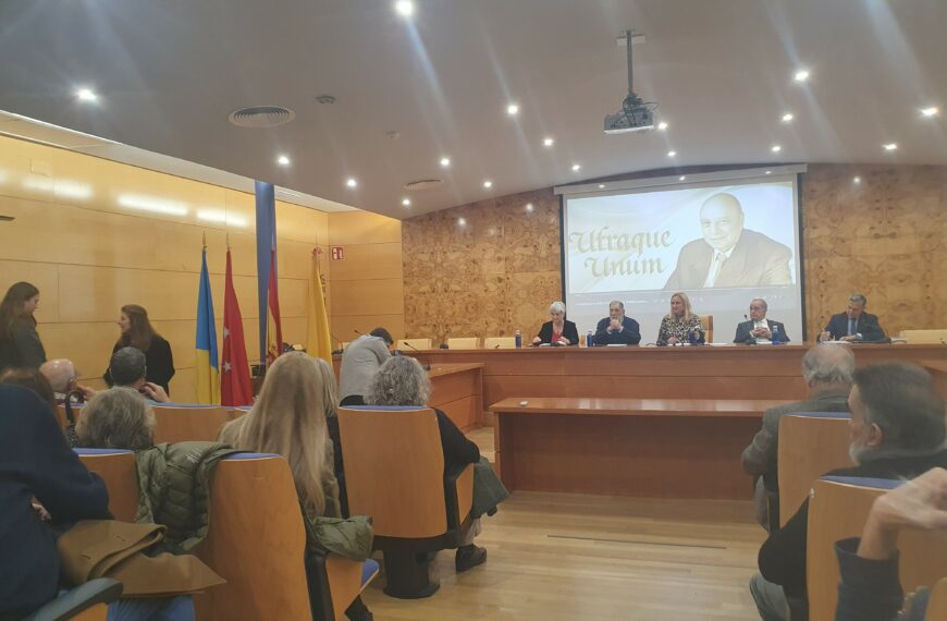 Primer acto de la asociación SOMOS HISPANIDAD contra la leyenda negra en Torrelodones