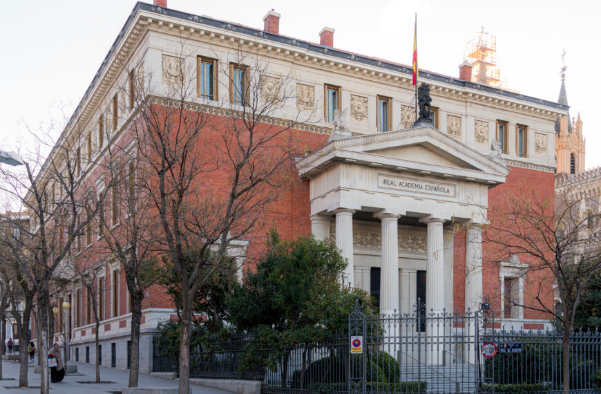 Carta abierta a M. Paz Battaner