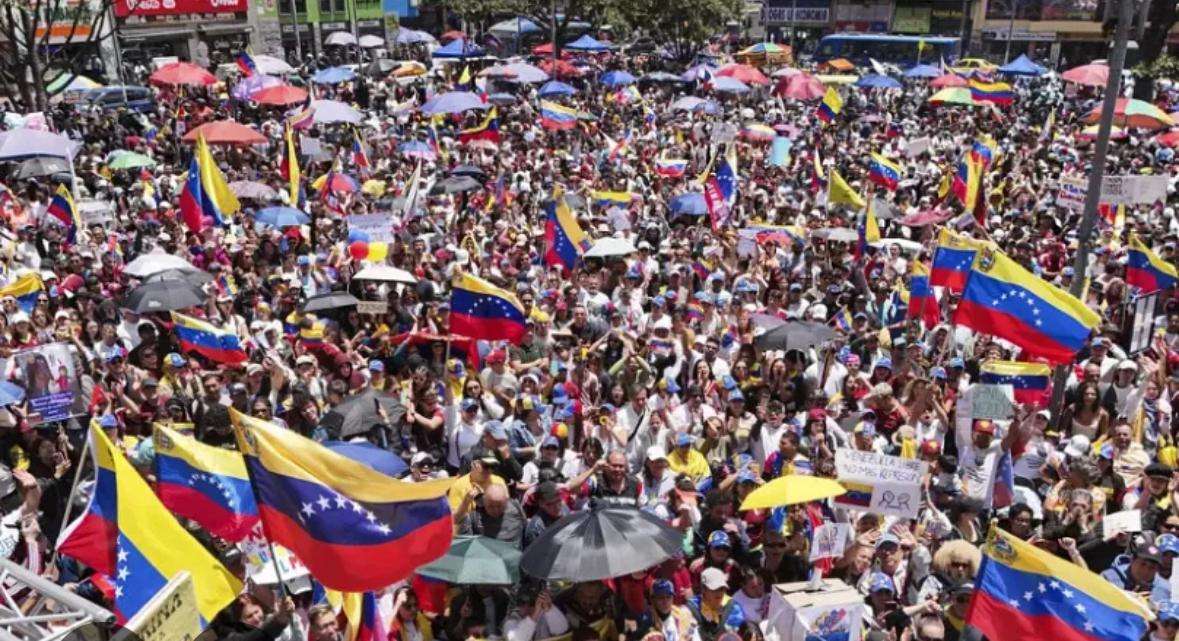 Remozados protectorados y reiterados engaños (I)