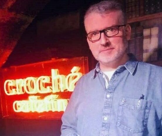 Chema Gómez Hontoria: «La antología ‘Poesía en la Cripta’ es un reflejo fiel de lo que se vive cada viernes de recital poético en la célebre Cripta»