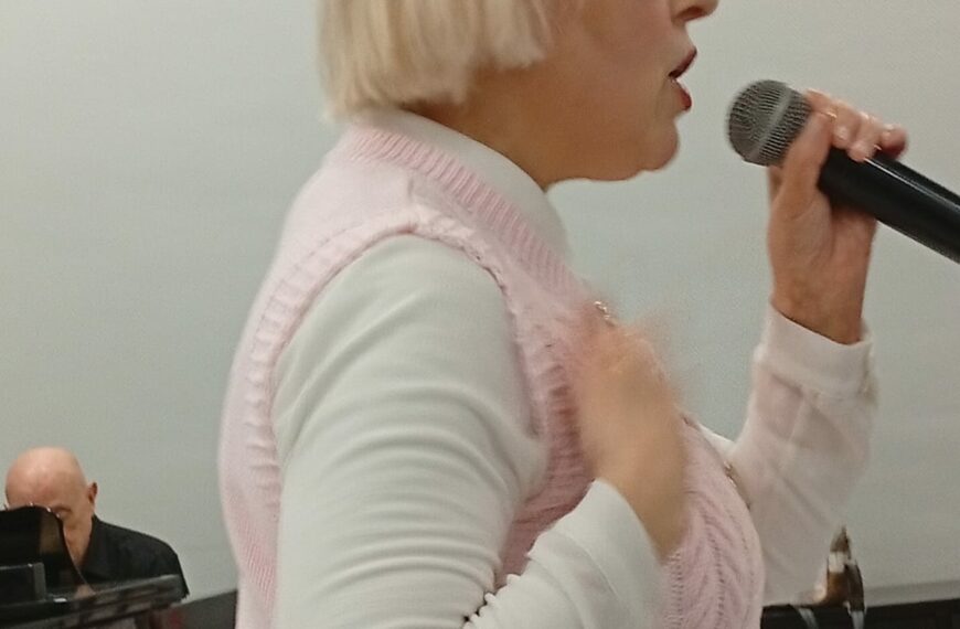 El Grupo Retablo sigue celebrando la octava temporada de «Todo es Poesía». Madrid, 27 de marzo