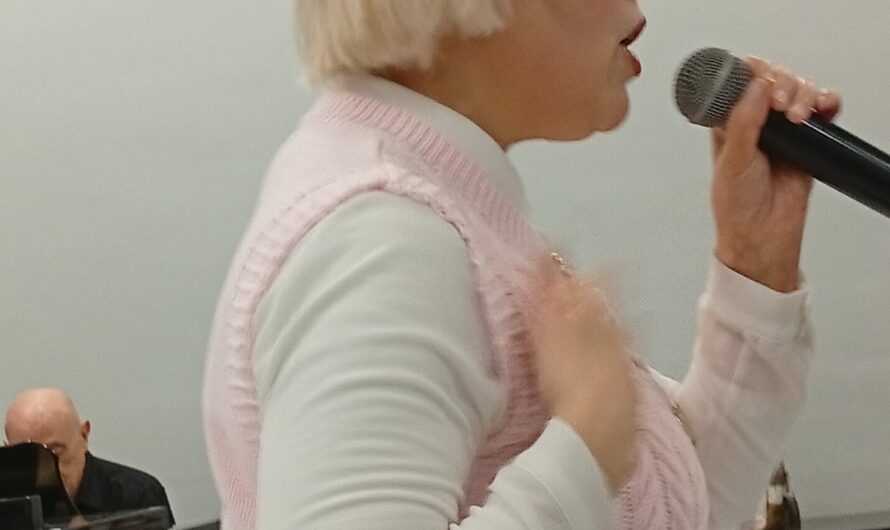 El Grupo Retablo sigue celebrando la octava temporada de «Todo es Poesía». Madrid, 27 de marzo