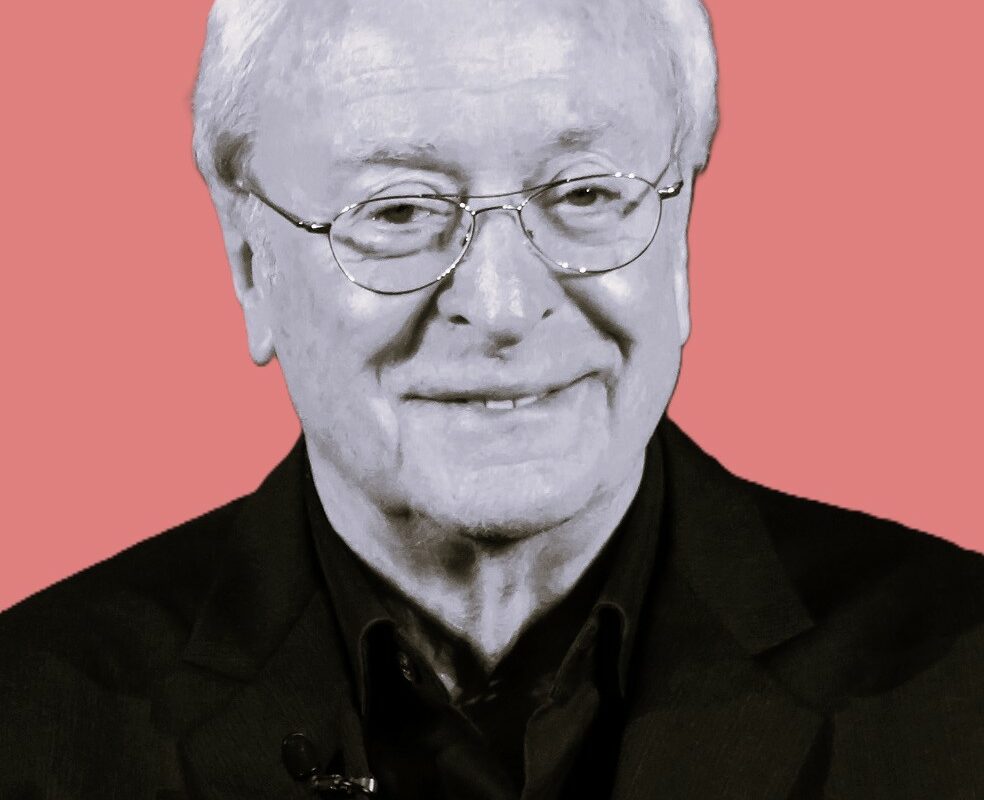 Michael Caine cumple noventa y tres años