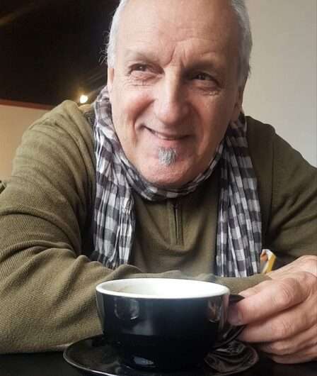 Hugo Barrios: «Mi novela ‘Mandume’ navega entre la oscuridad de la esclavitud y la luz del amor».