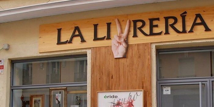 José Luis Gracia Mosteo presenta su nuevo ensayo de crítica literaria ‘La leyenda del lugar inexistente. Postales y patrañas del Parnaso’. Madrid, 6 de mayo