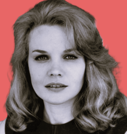 Carroll Baker cumple 95