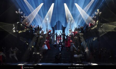 ‘Romeo y Julieta’: enloquecida y espectacular puesta en escena de la ópera de Gounod