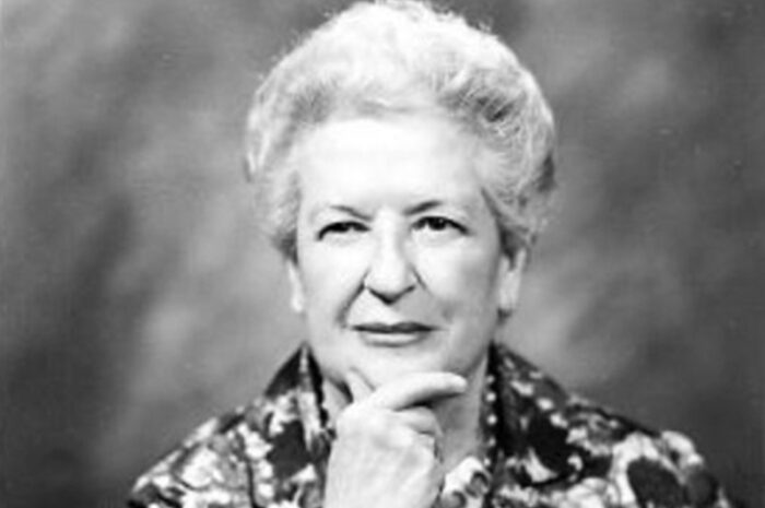Tras la huella lírica de Carmen Conde