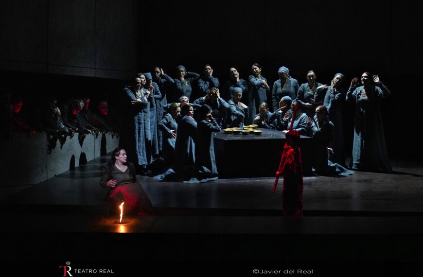 ‘Il trovatore’: fuego y oscuridad con repartos estelares